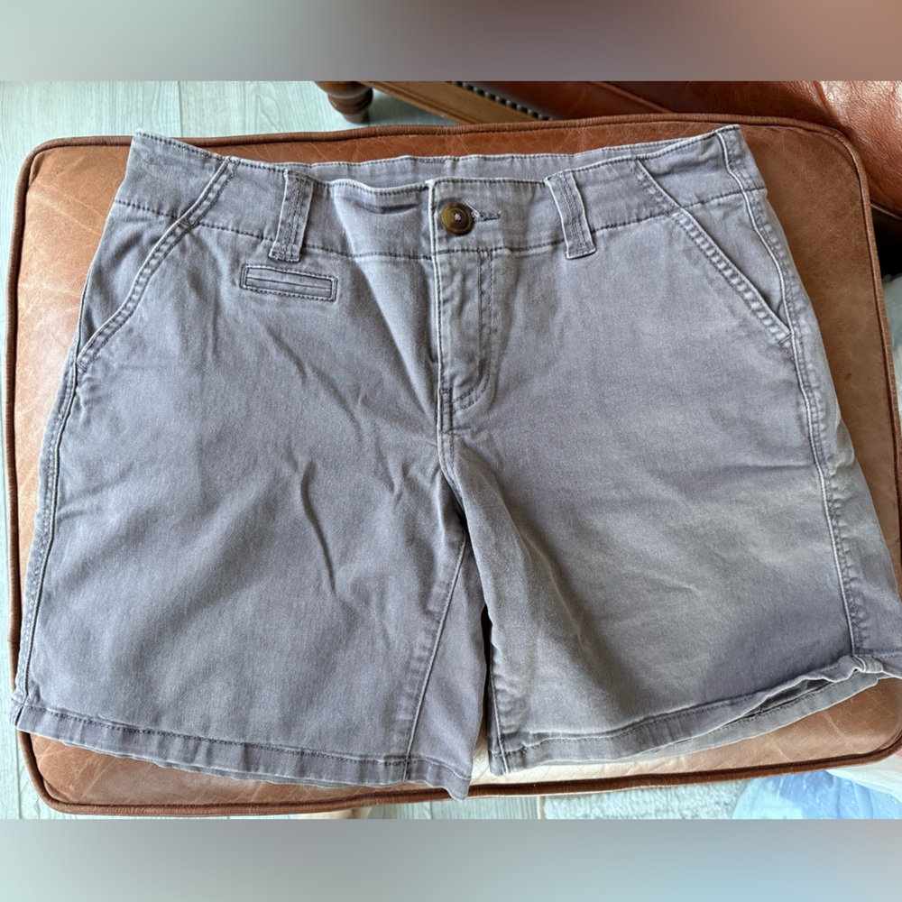 Maurices Taupe Stretch Shorts | Size 5/6 | Casual Cotton Spandex Blend